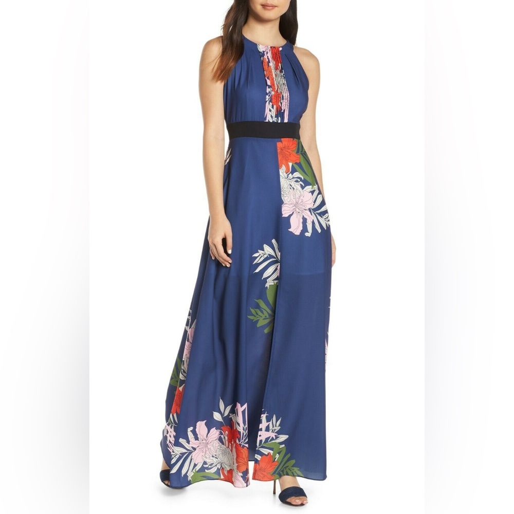 Foxiedox Gown